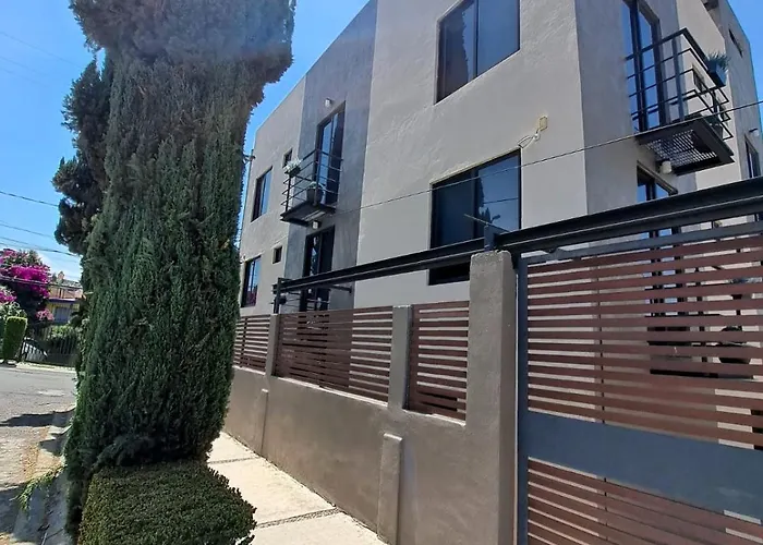 Apartment R01 At Itesm Cem Full Services, Shared-kitchen, Smart Tv, Parking, Balcony